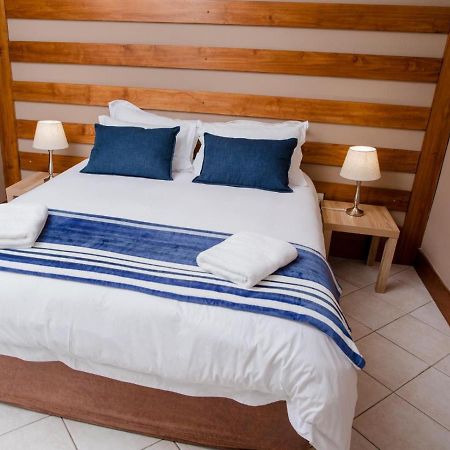 4 Gazelle Guesthouse 넬스프리트 외부 사진