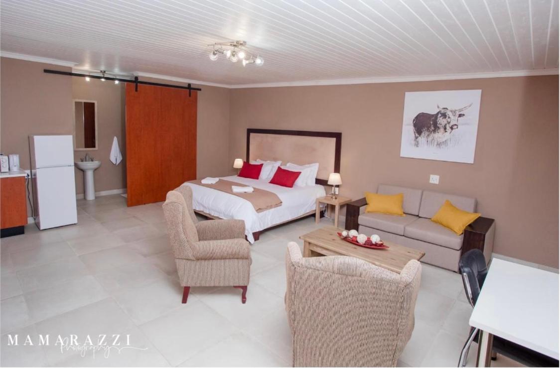 4 Gazelle Guesthouse 넬스프리트 외부 사진