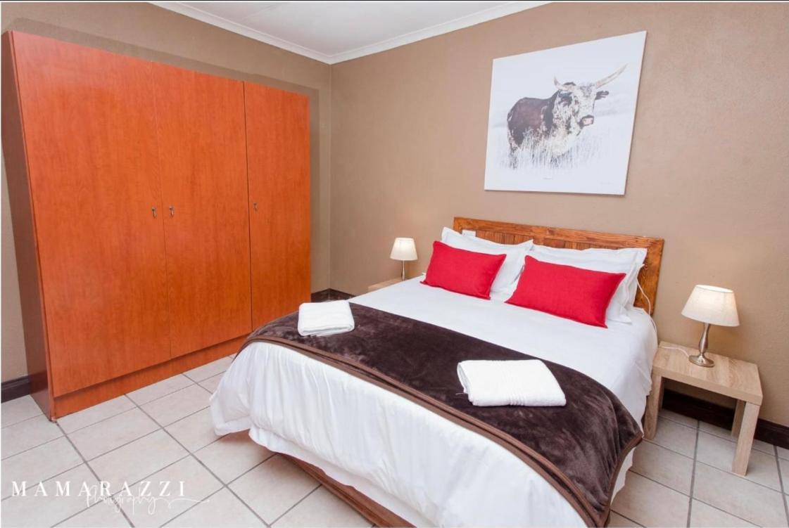4 Gazelle Guesthouse 넬스프리트 외부 사진