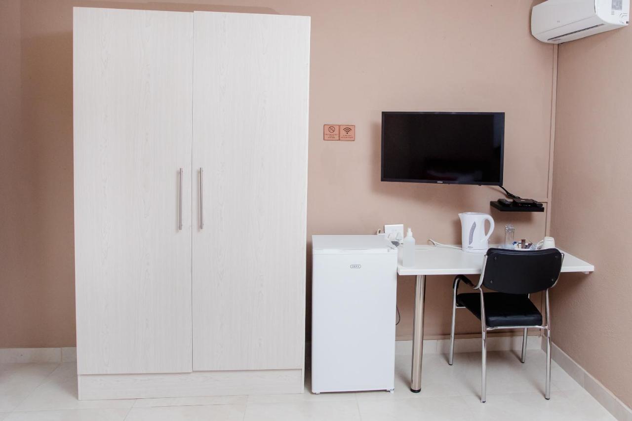 4 Gazelle Guesthouse 넬스프리트 외부 사진
